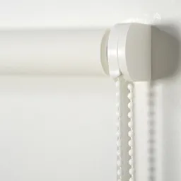 Halo Corded White Plain Daylight Roller Blind (W)160cm (L)180cm