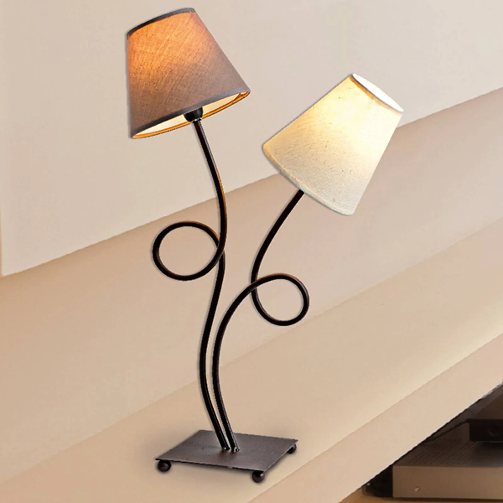 Two-bulb fabric table lamp Twiddle