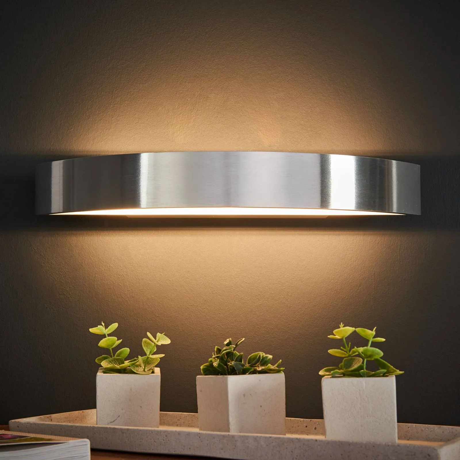 LED wall light Yona, aluminium, 37.5 cm