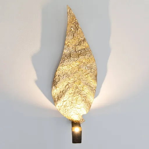 Gamba LED wall light, leaf shape
