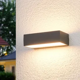 LED outdoor wall lamp Lissi with an angular shape