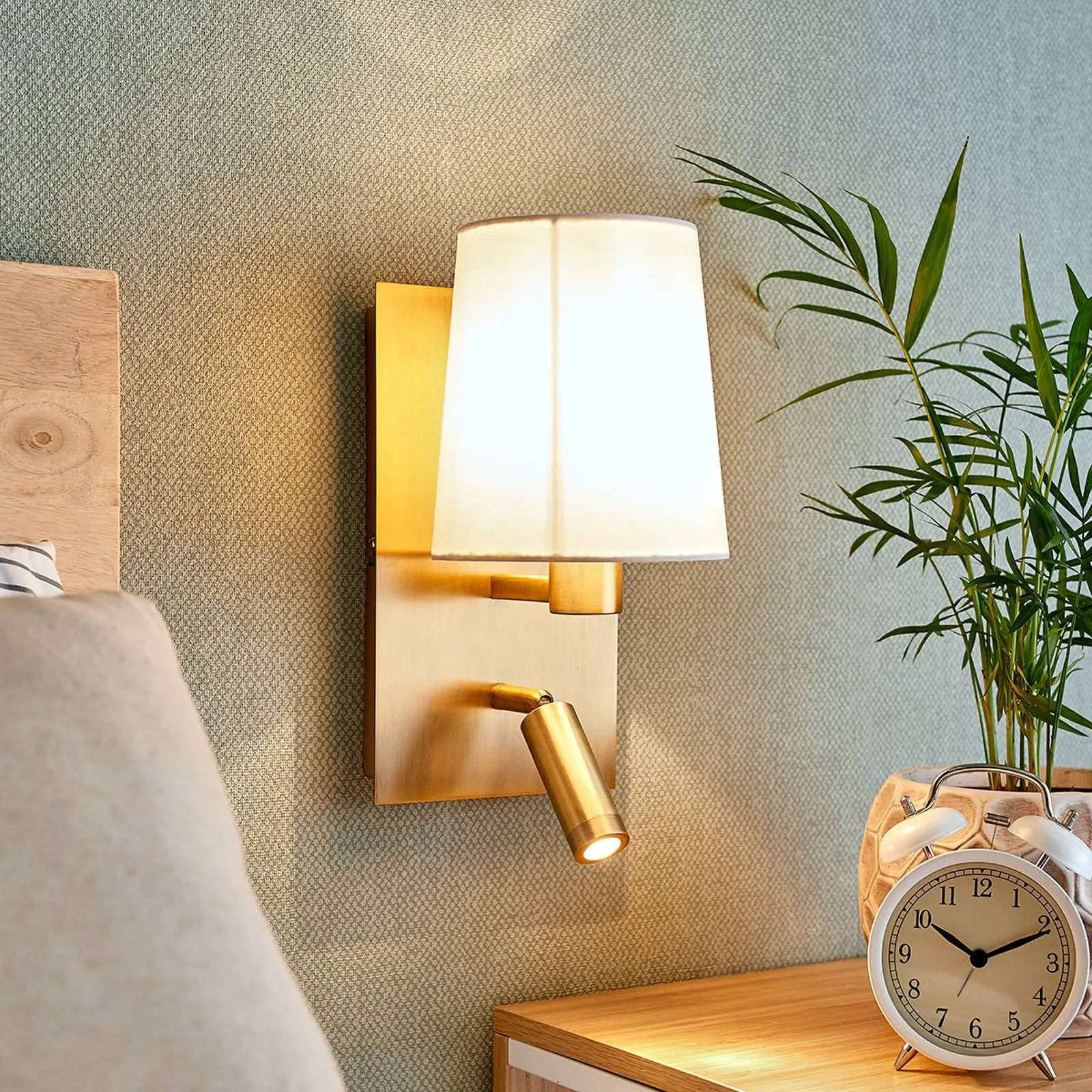Aiden wall light, LED reading light, antique brass