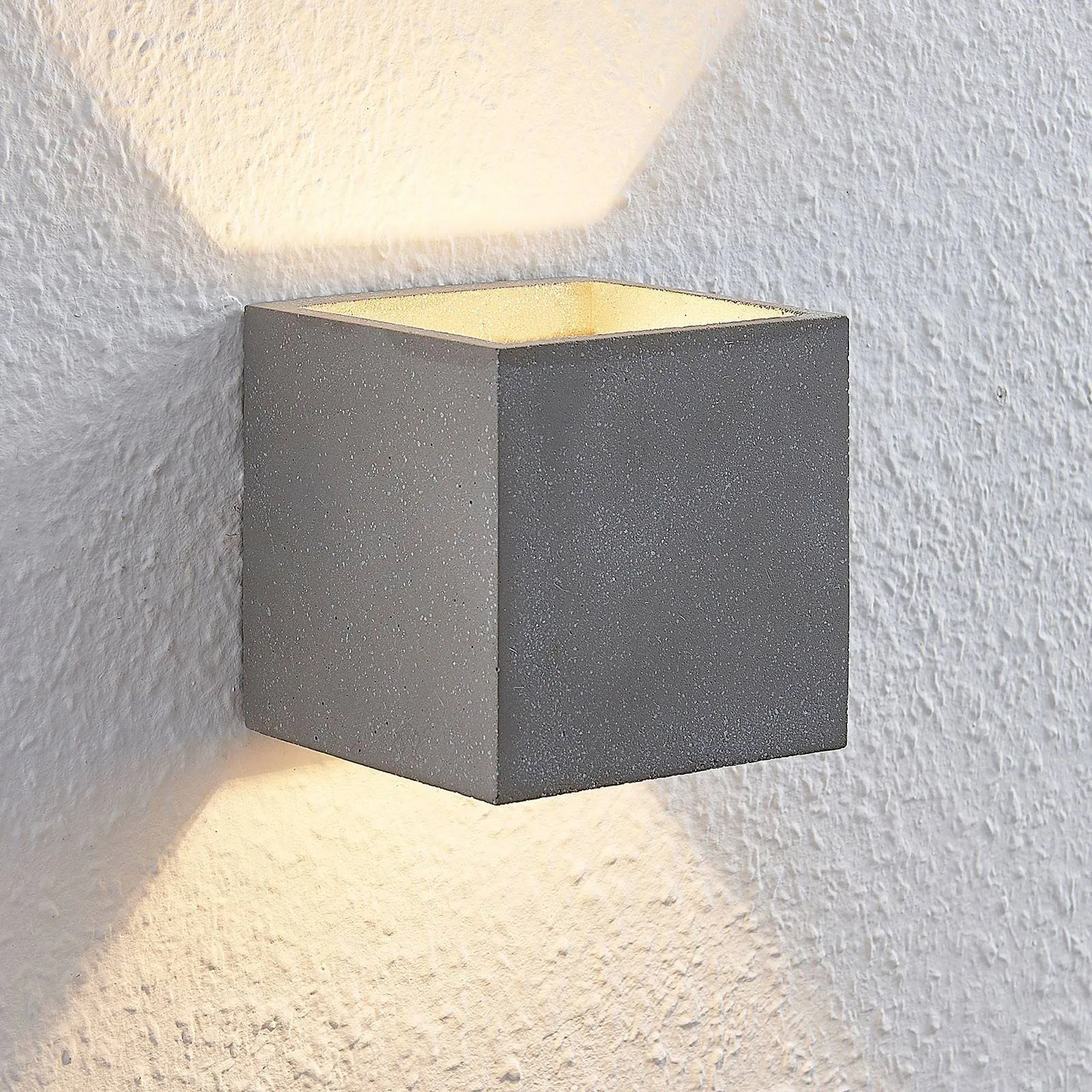 Lindby Nellie LED concrete wall lamp, 11.5 cm wide