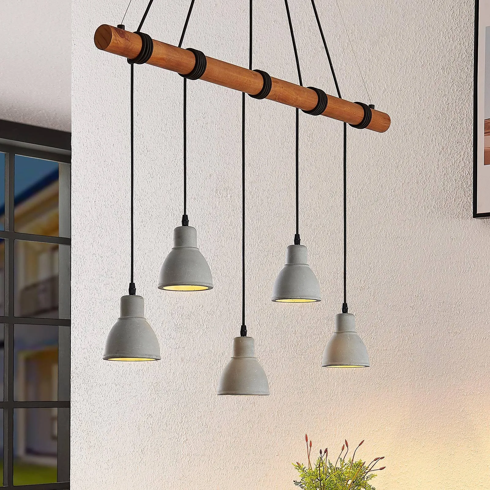 Lindby Dorte hanging lamp, wood and concrete