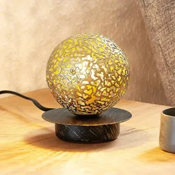 Lucande Evory table lamp, 1-bulb