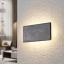 Lindby Peetu LED wall light, angular