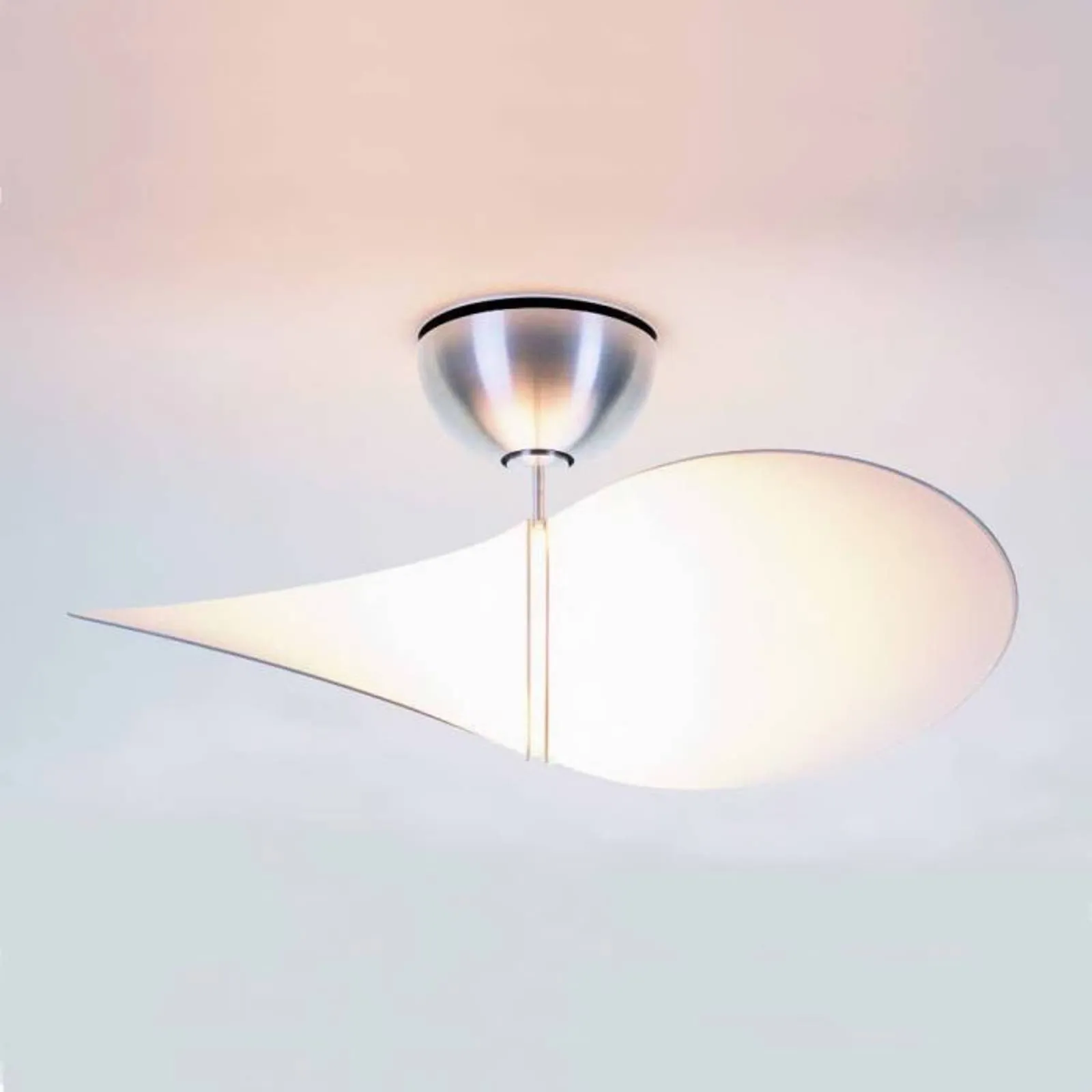 serien.lighting Propeller ceiling fan