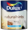 Dulux Nutmeg white Matt Emulsion paint, 2.5L