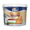 Dulux Weathershield Ultimate protection Pure brilliant white Smooth Matt Masonry paint, 10L