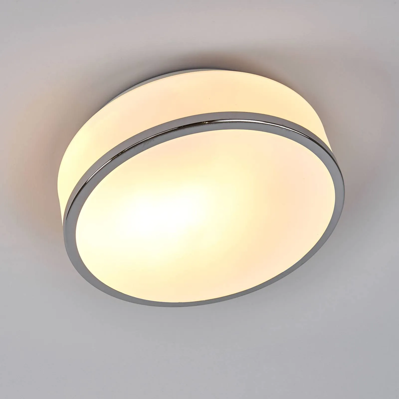 Flush ceiling light IP44, Ø 28 cm, satin silver