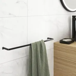 GoodHome Elland Black Powder-coated Wall-mounted Towel rail (W)600mm