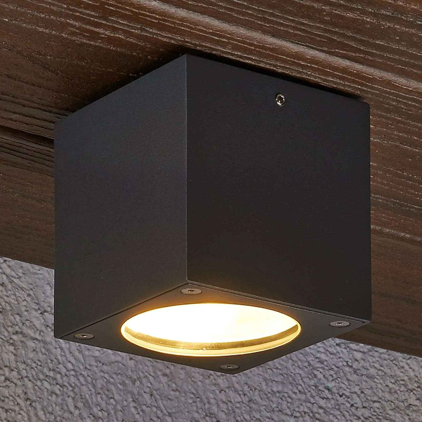 Angular LED ceiling light Meret for outdoors