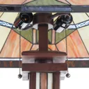 Leondra table lamp in the Tiffany style