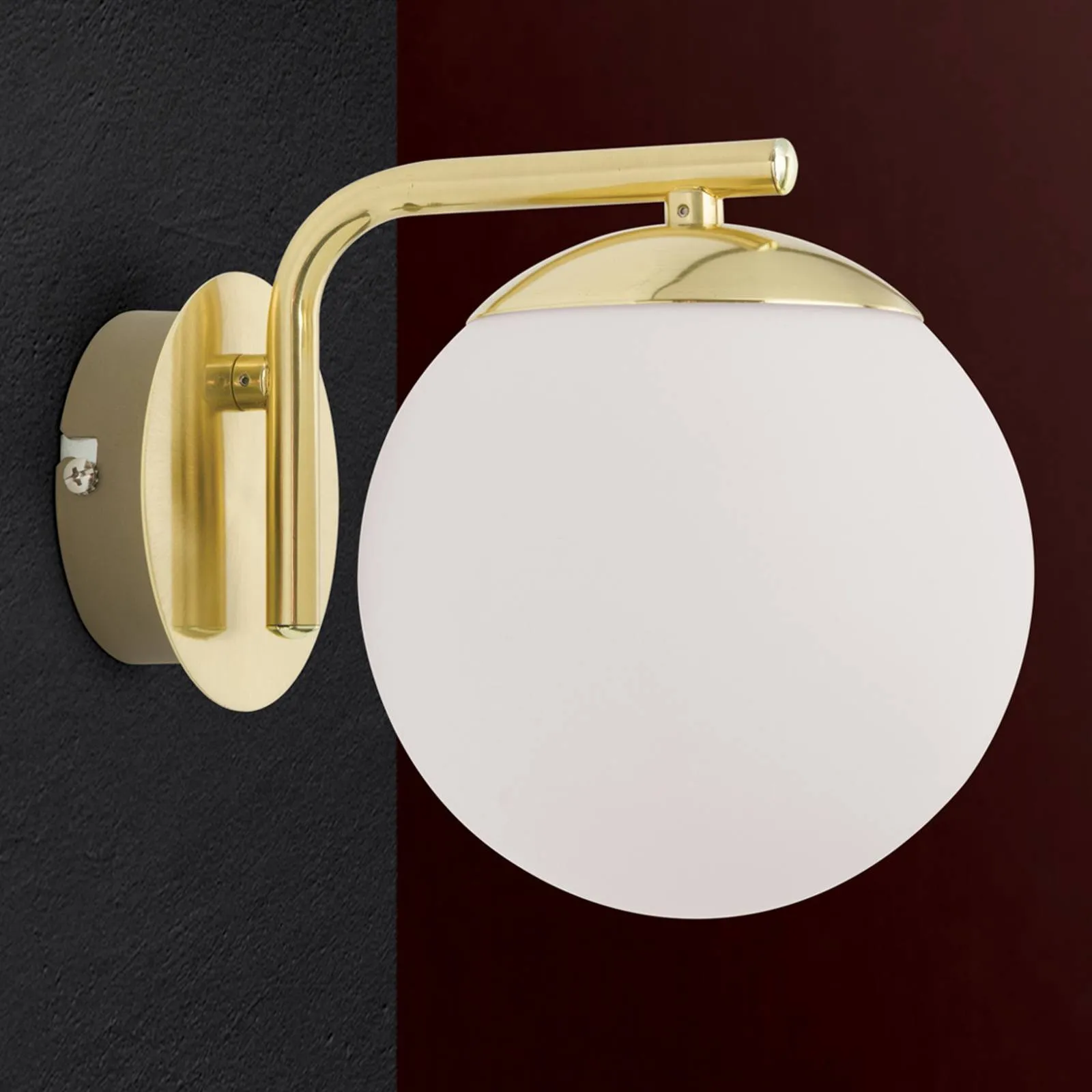 Madis wall light with a glass ball, matt brass